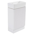 Petit meuble-lavabo de salle de bain avec évier en céramique et étagères ouvertes